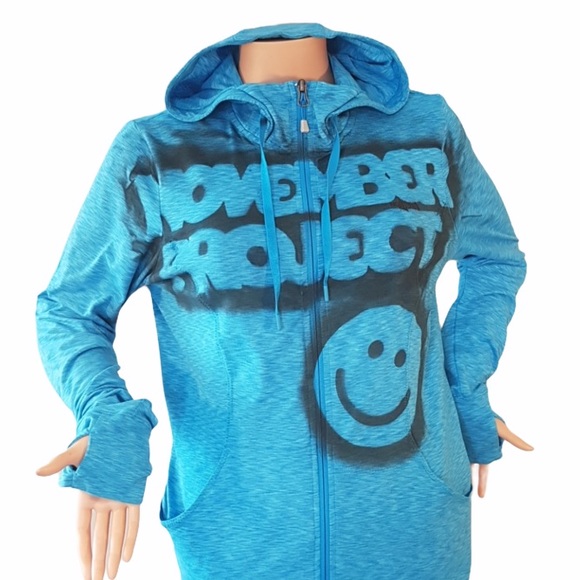 The North Face- "The November Project" - Picture 2 of 13